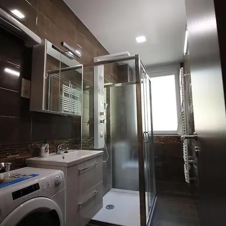 Apartment Virag Apartman Lakas